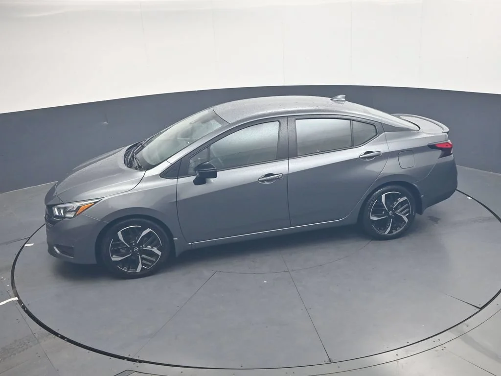 Used 2024 Gun Metallic Nissan 1.6 SR image 22
