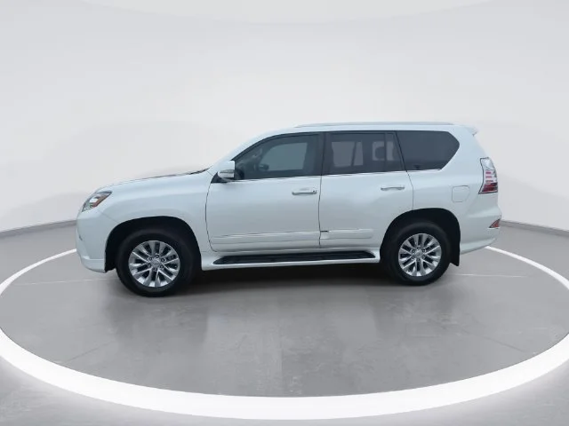Used 2019 White Lexus 460 image 5