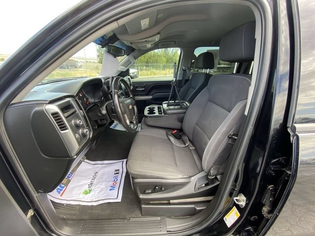 Used 2018 BLACK Chevrolet LT image 11