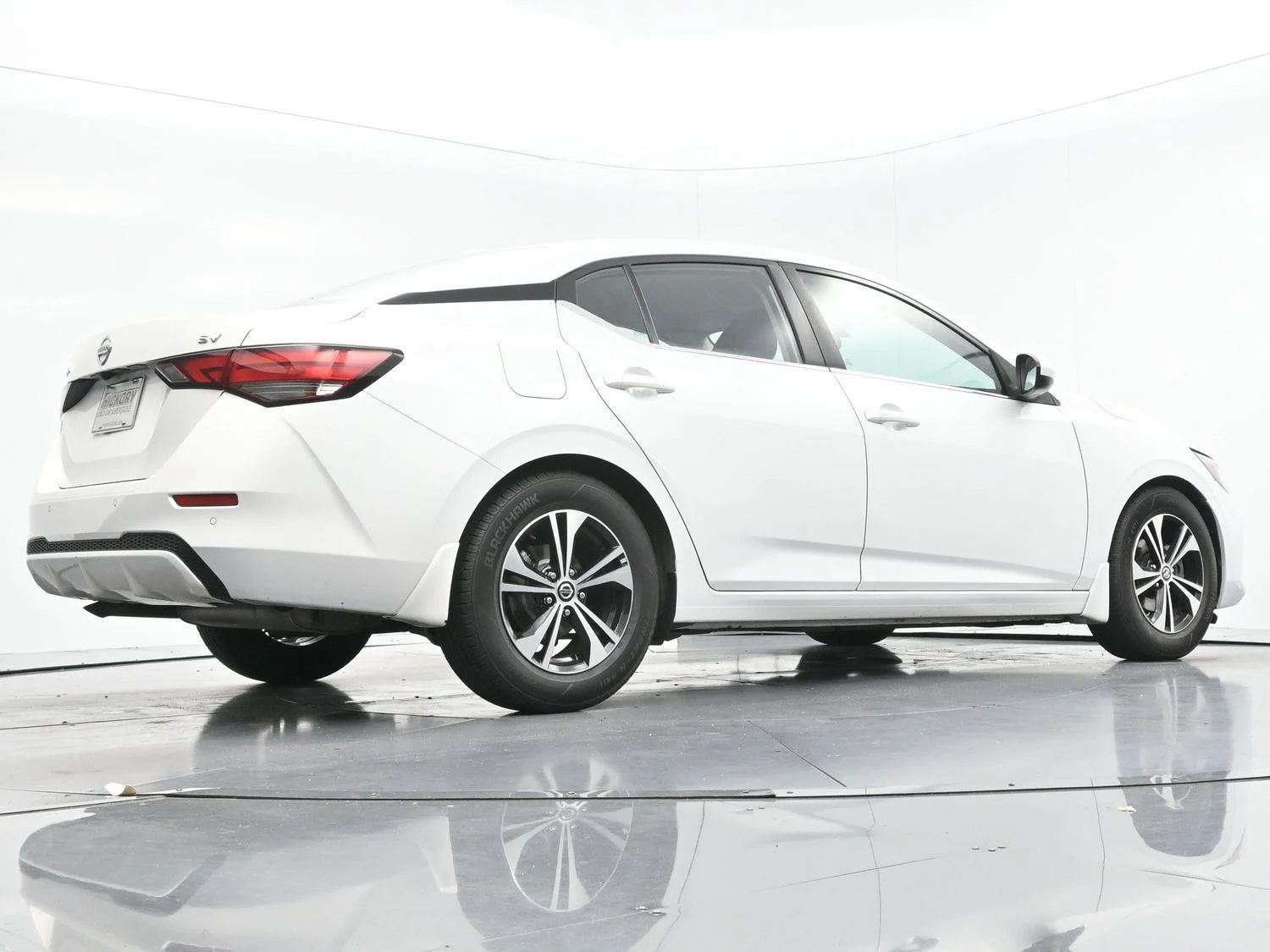 Used 2021 Aspen White Tricoat Nissan SV image 45