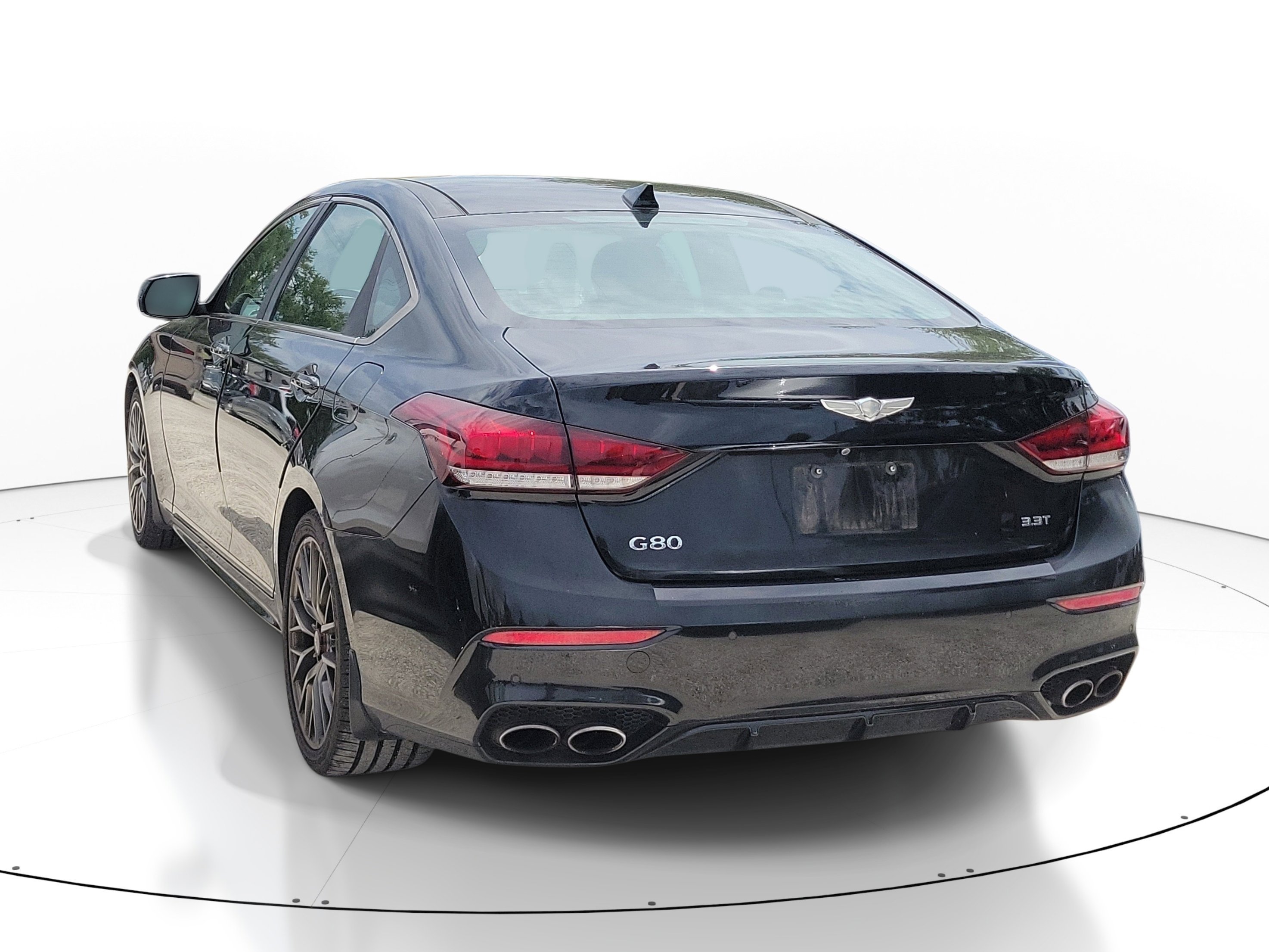 Used 2018 Black Genesis 3.3T Sport image 6