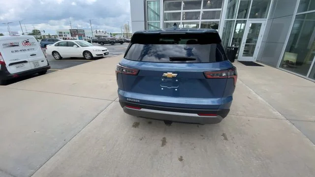 2025 Chevrolet Equinox LT - Photo 9