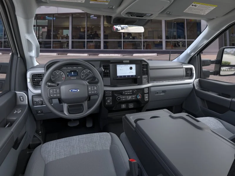 New 2026 Oxford White Ford XLT image 31