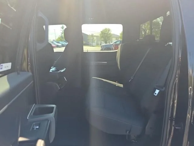 Used 2023 Black Ford XLT image 6