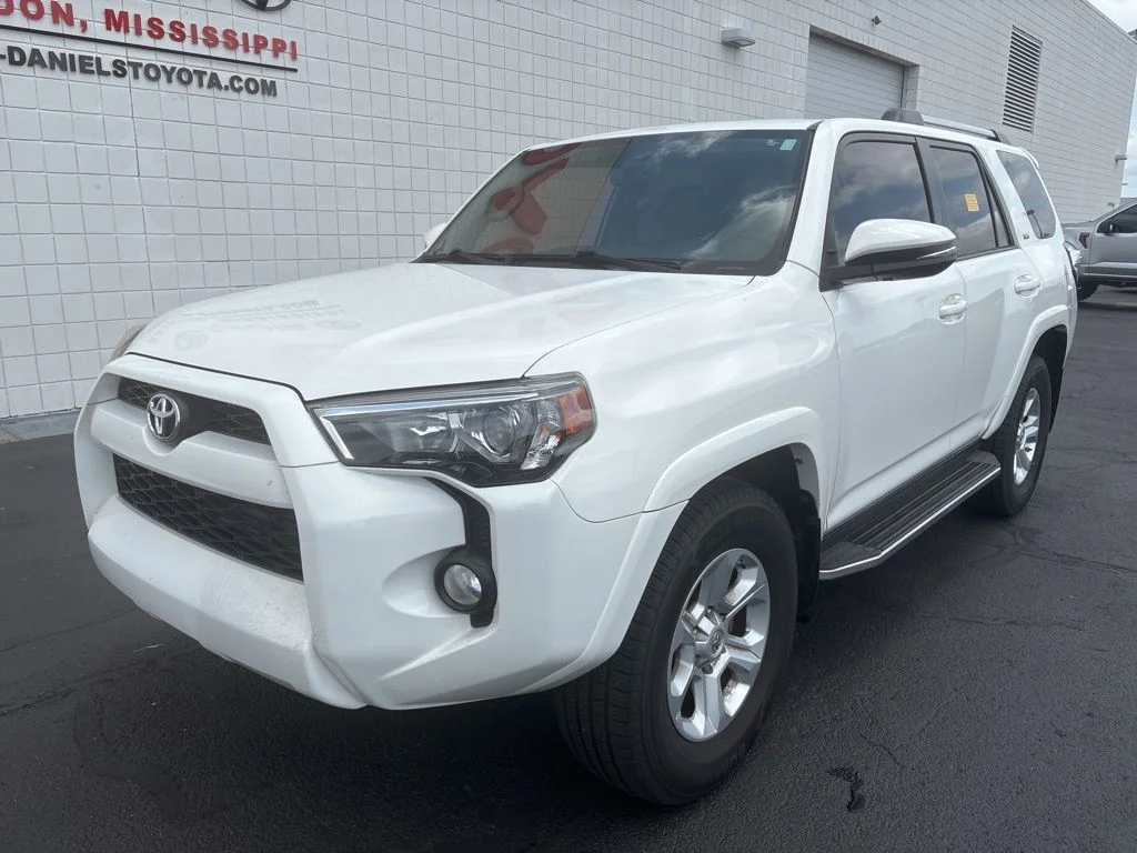Used 2019 White Toyota SR5 Premium image 1