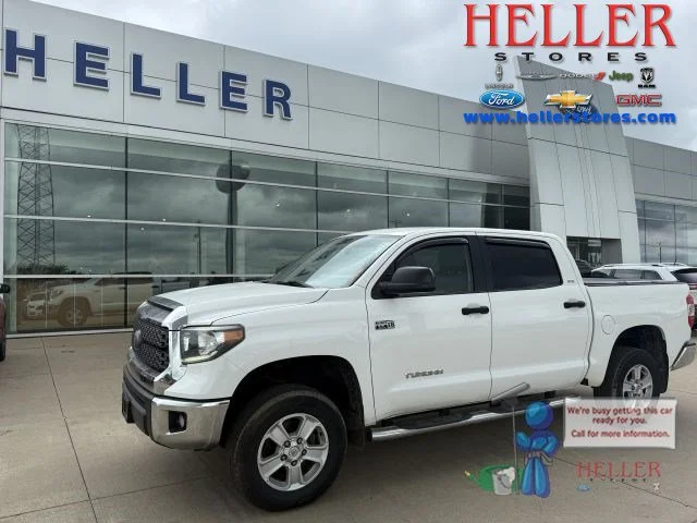 Used 2018 White Toyota SR5 image 1