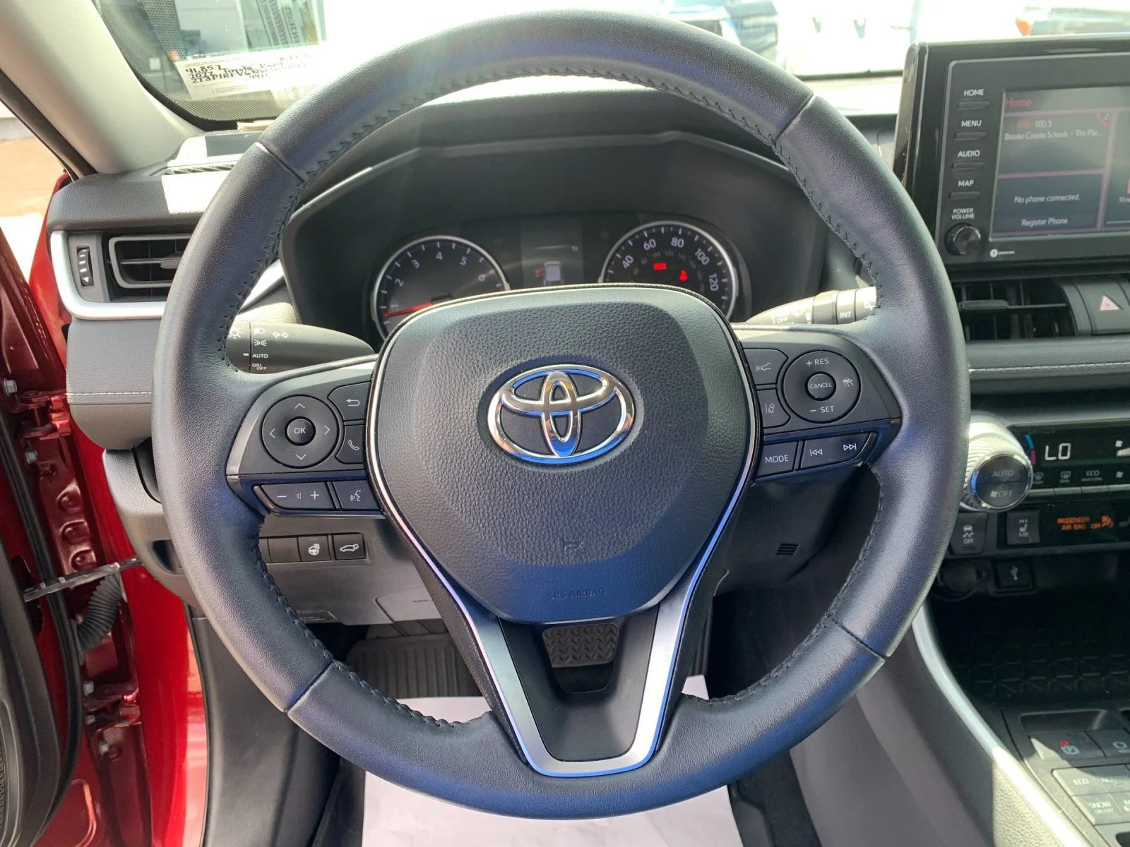Used 2022 Red Toyota XLE image 25