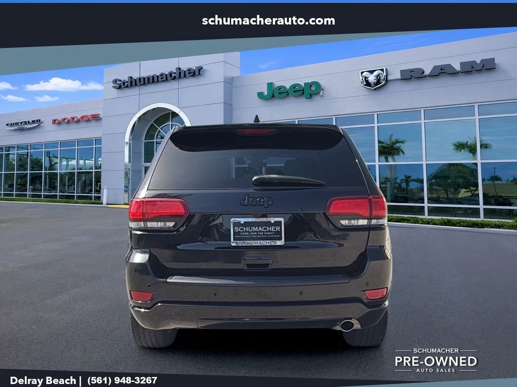 Used 2021 Black Jeep Laredo X image 6