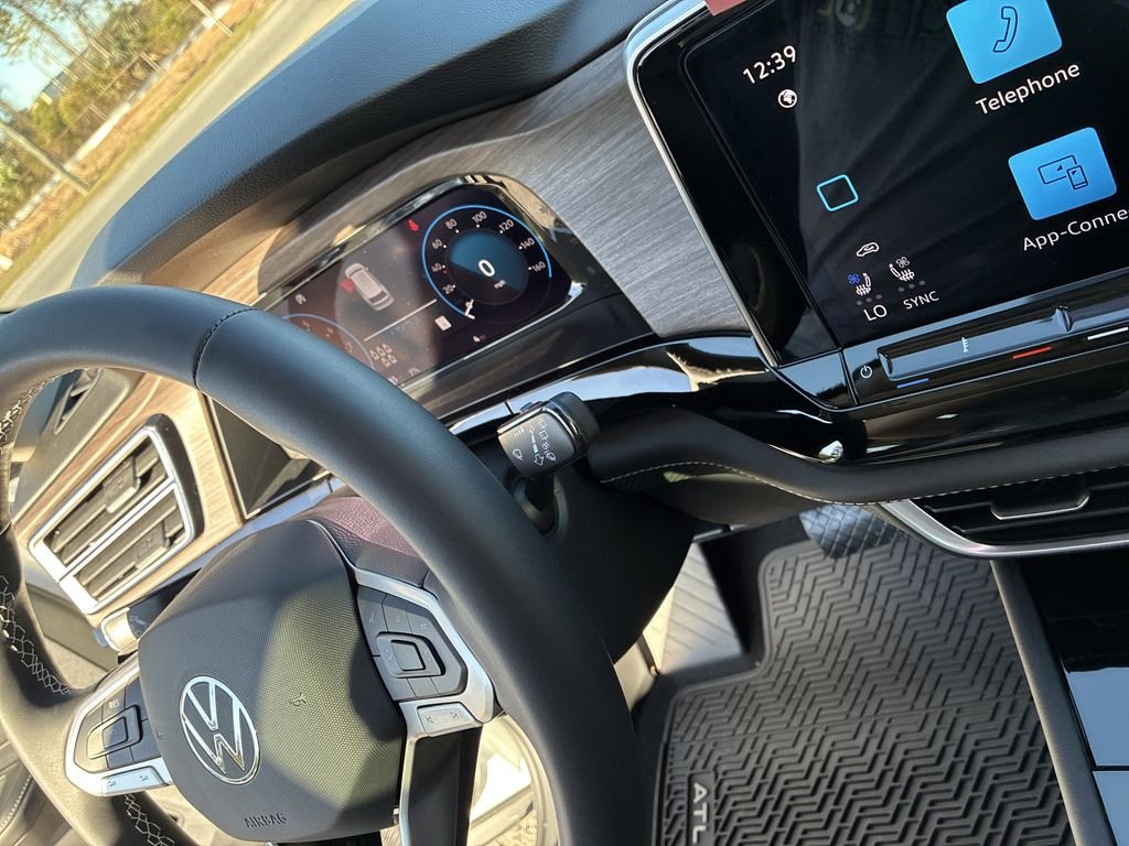 2026 Volkswagen Atlas SEL - Photo 23