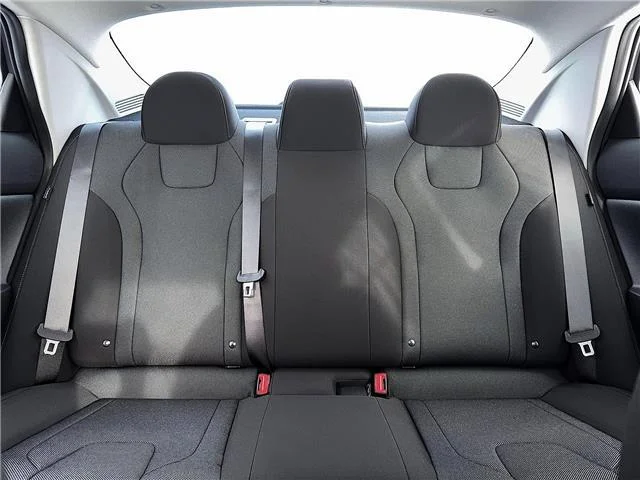 New 2026 Abyss Black Hyundai SE image 16