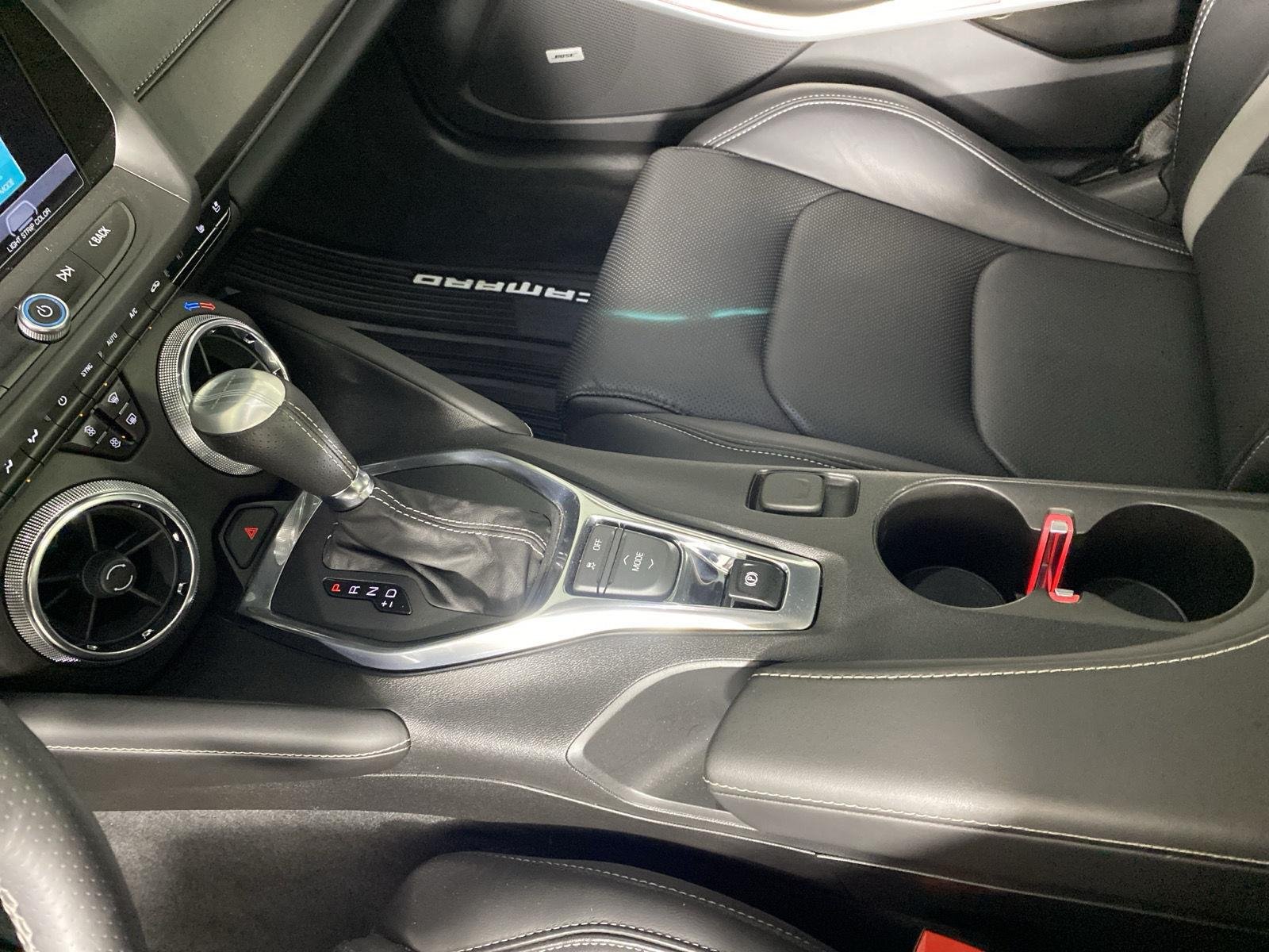 Used 2018 Black Chevrolet 2SS image 21