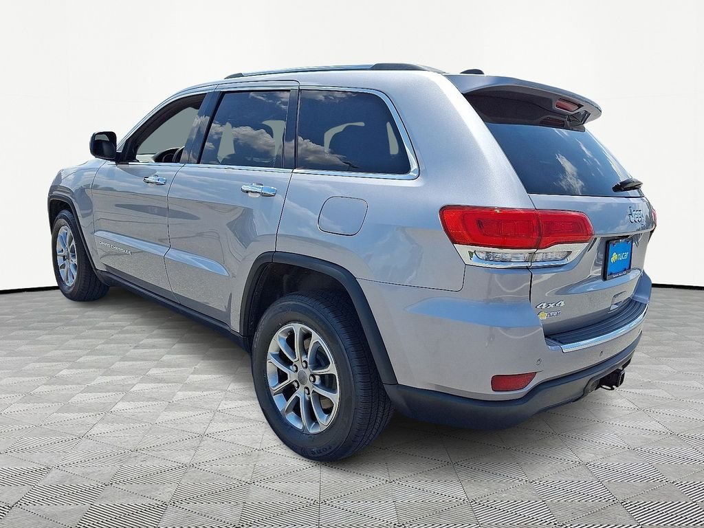 Used 2015 Silver Jeep Limited image 5