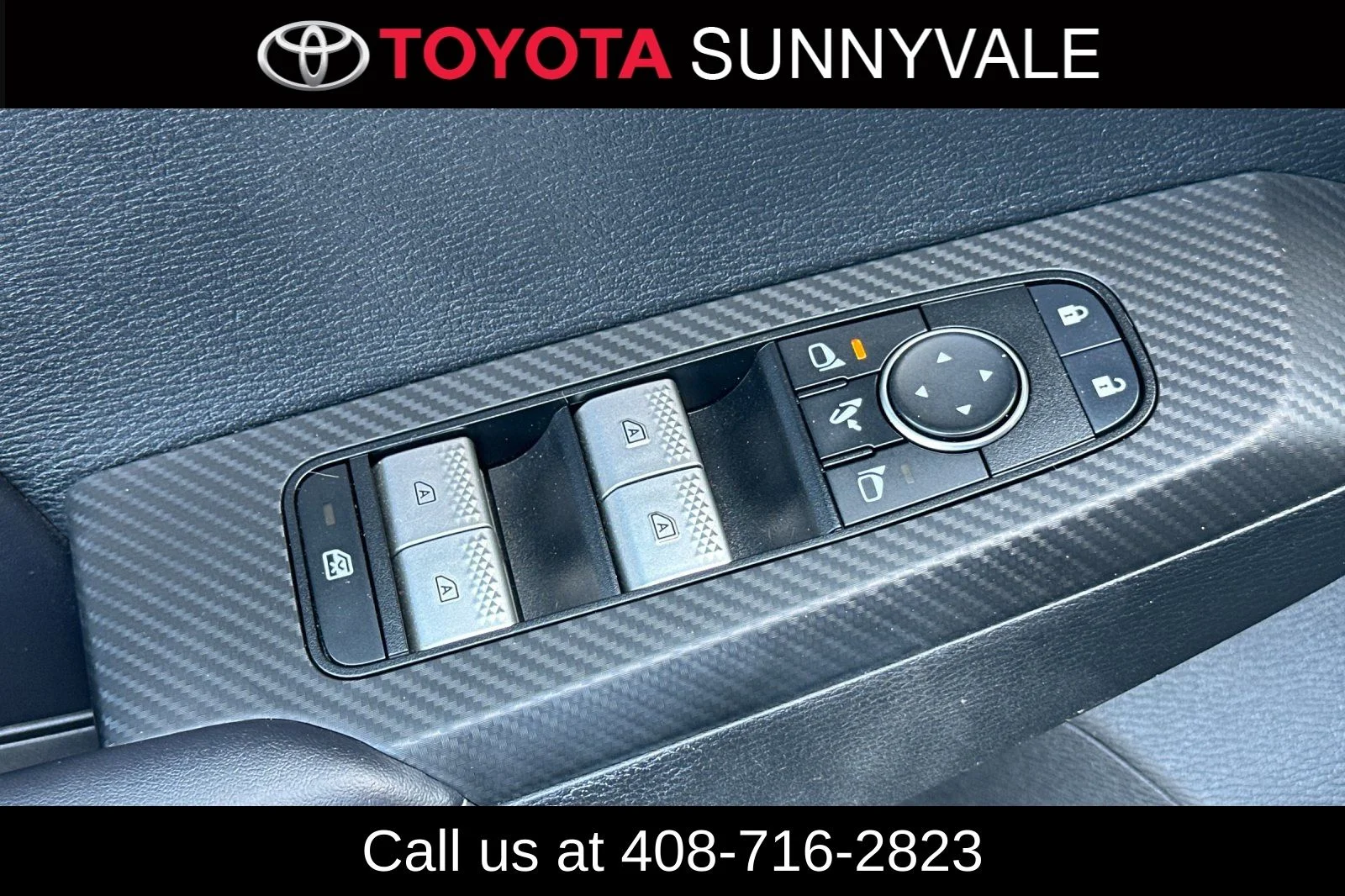 Used 2024  Mitsubishi SE image 17