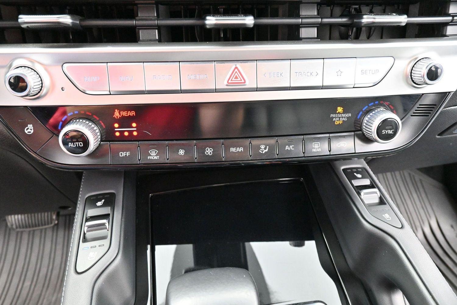 Used 2023 Glacial White Pearl Kia EX X-Line image 27