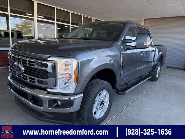 2026 Ford Super Duty F-350® XLT