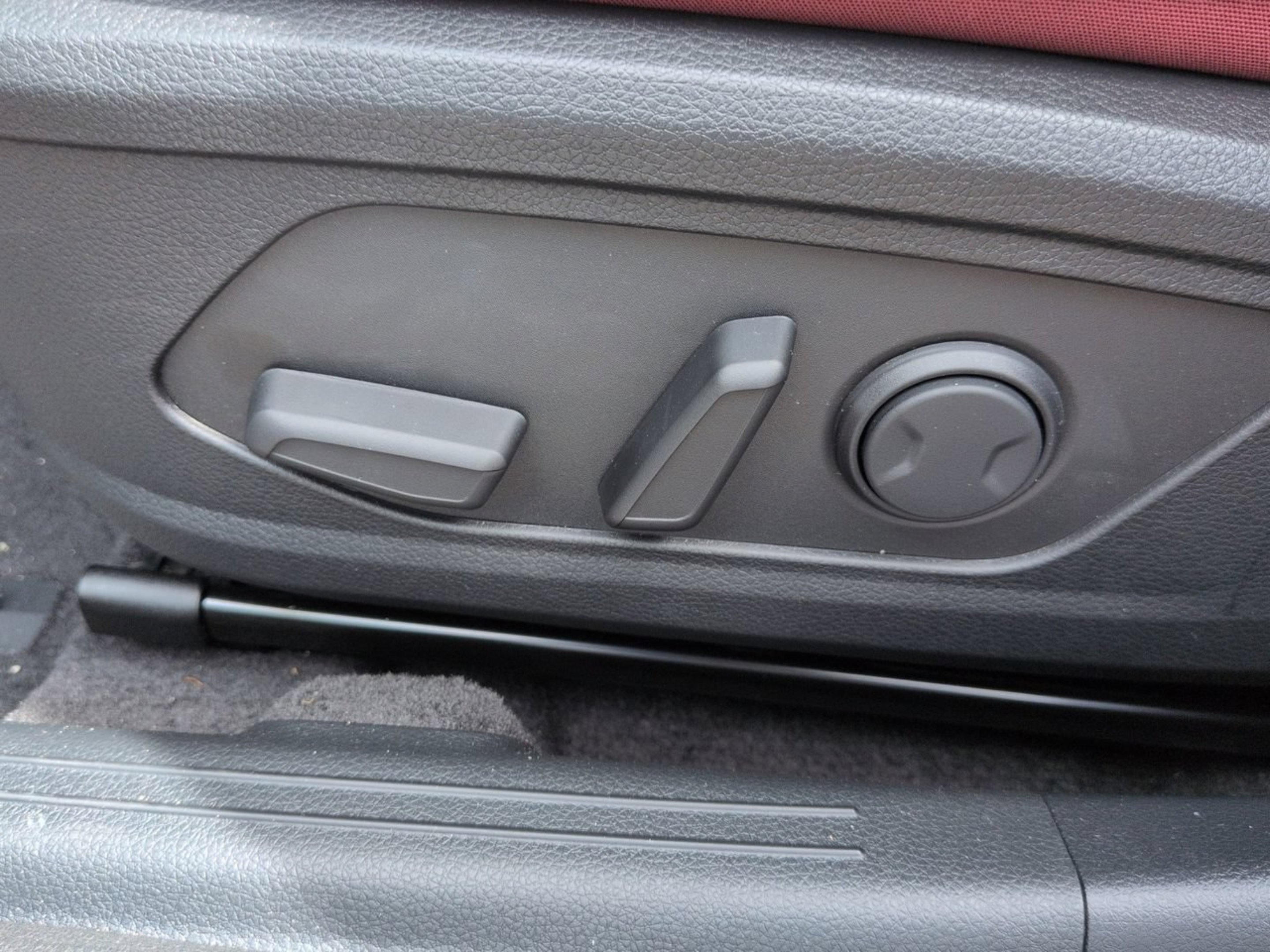 New 2026 Wolf Gray Kia GT-Line image 17