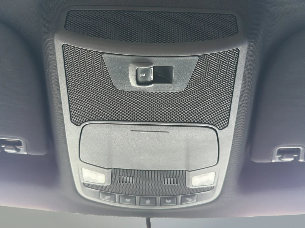 Used 2018 Gray Ford XLT image 35