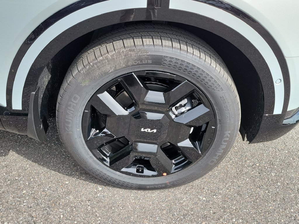 New 2027 Ivory Silver Kia SX image 39