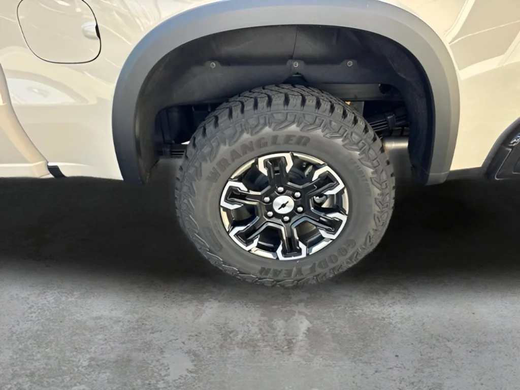 New 2026 White Sands Chevrolet ZR2 image 35