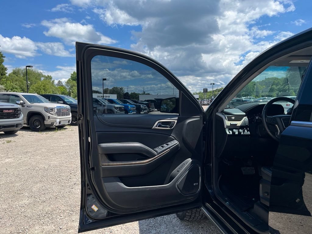 Used 2018 Onyx Black GMC Denali image 18
