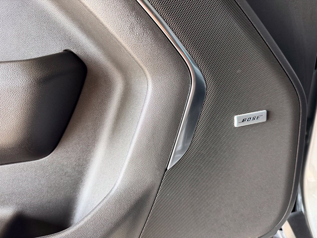 Used 2024 Sterling Metallic GMC AT4 image 13