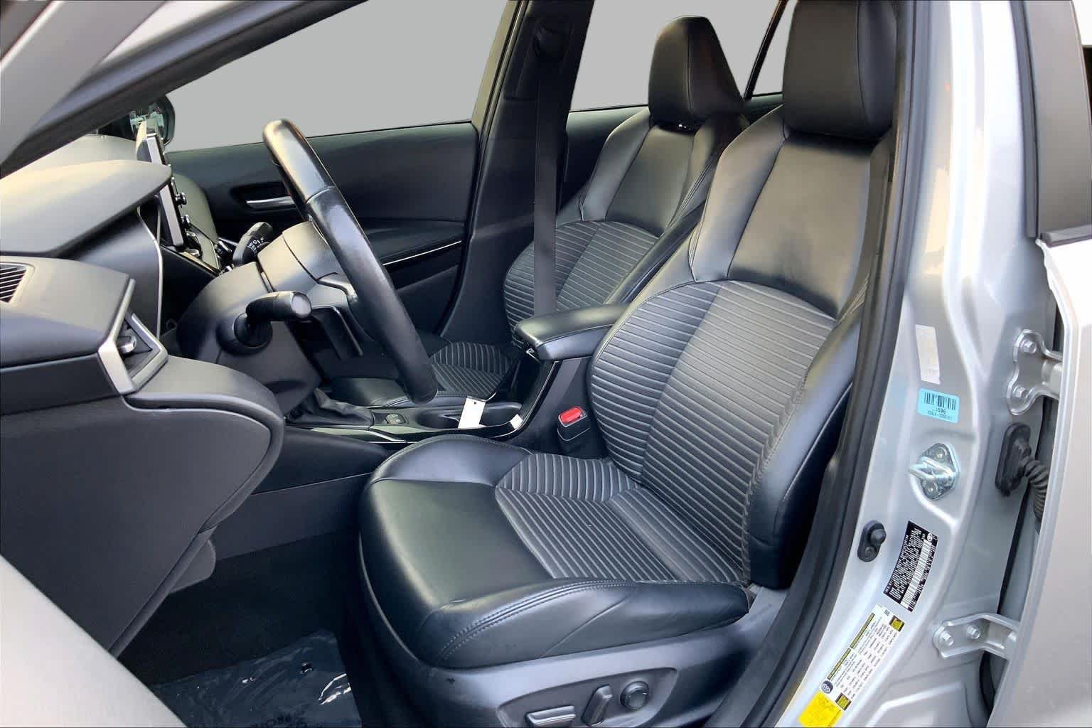 Used 2022 Classic Silver Metallic Toyota XSE image 8