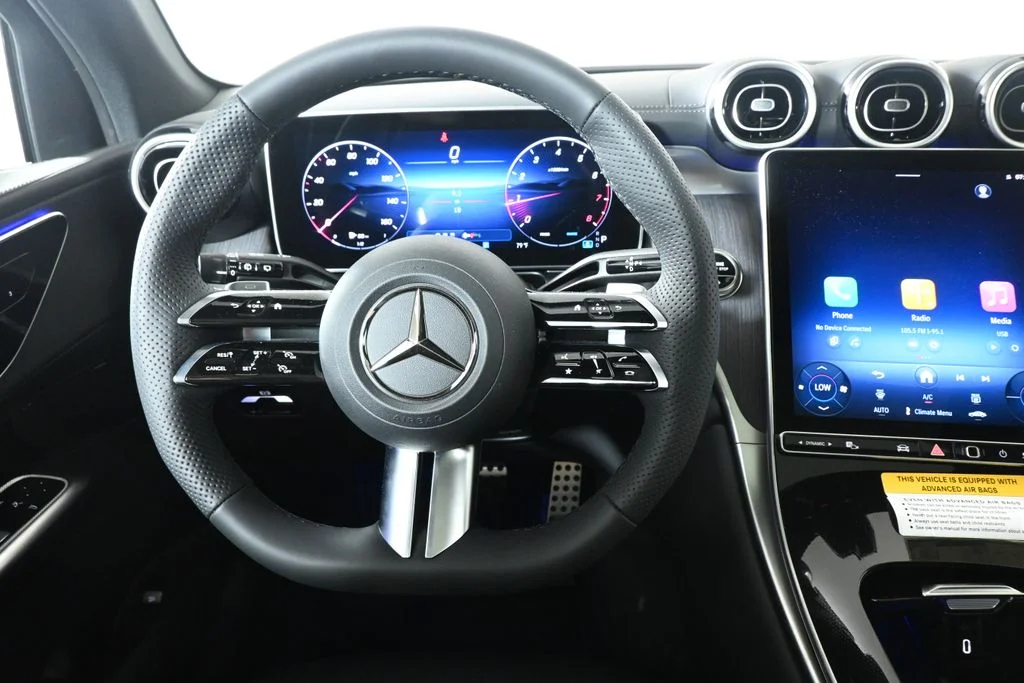New 2026 Silver Mercedes-Benz GLC 300 image 17