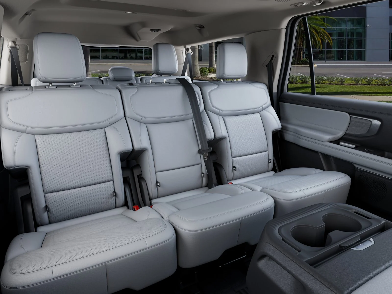 New 2027 Star White Metallic Tri-Coat Ford MAX Platinum image 35