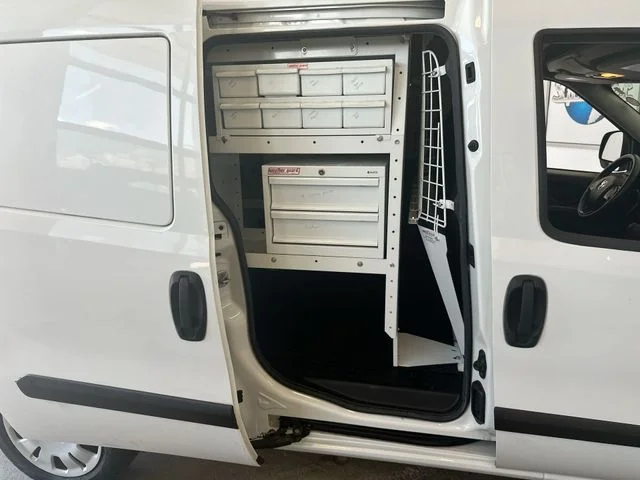 Used 2019 White Ram Tradesman SLT image 22