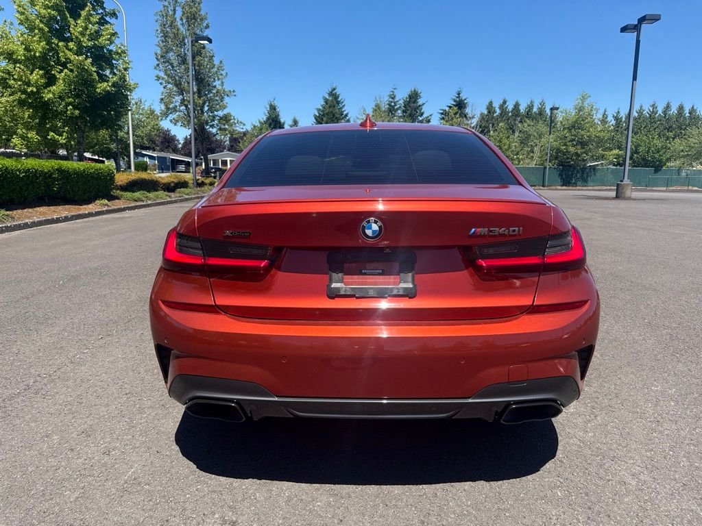 Used 2022 Sunset Orange Metallic BMW M340i xDrive image 5