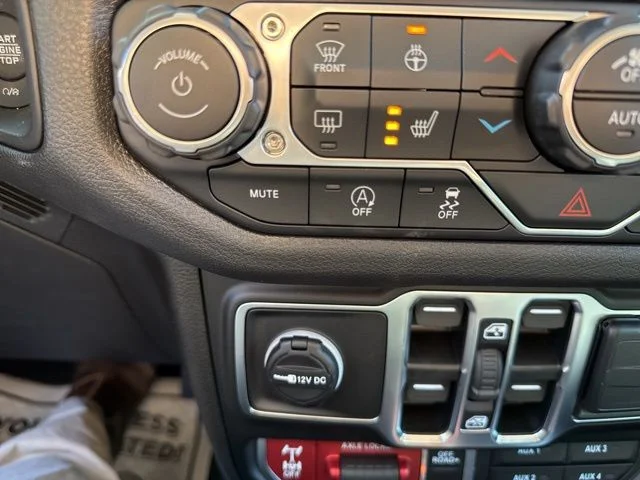 2026 Jeep Wrangler 4-Door Willys - Photo 43
