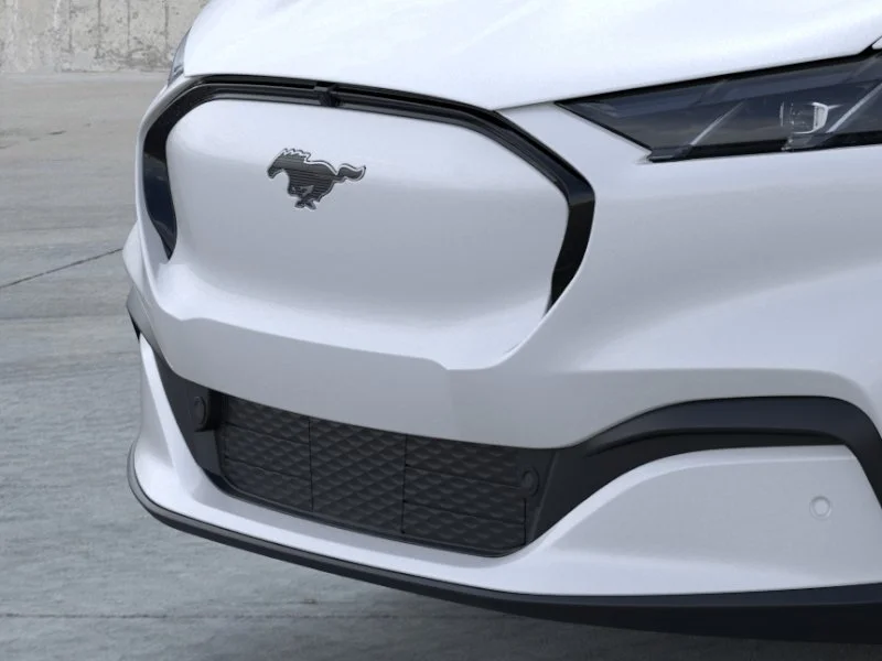 New 2026 Star White Metallic Tri-coat Ford Premium image 17