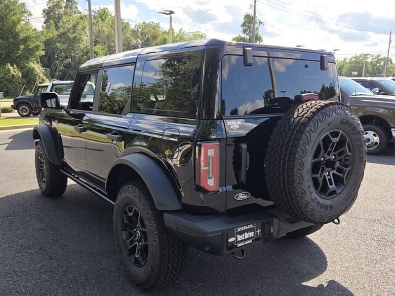 New 2026 Shadow Black Ford Badlands® image 12