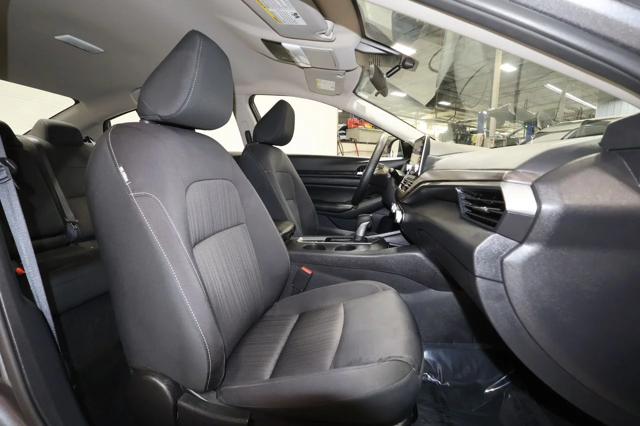 Used 2025 Gray Nissan 2.5 SV image 24