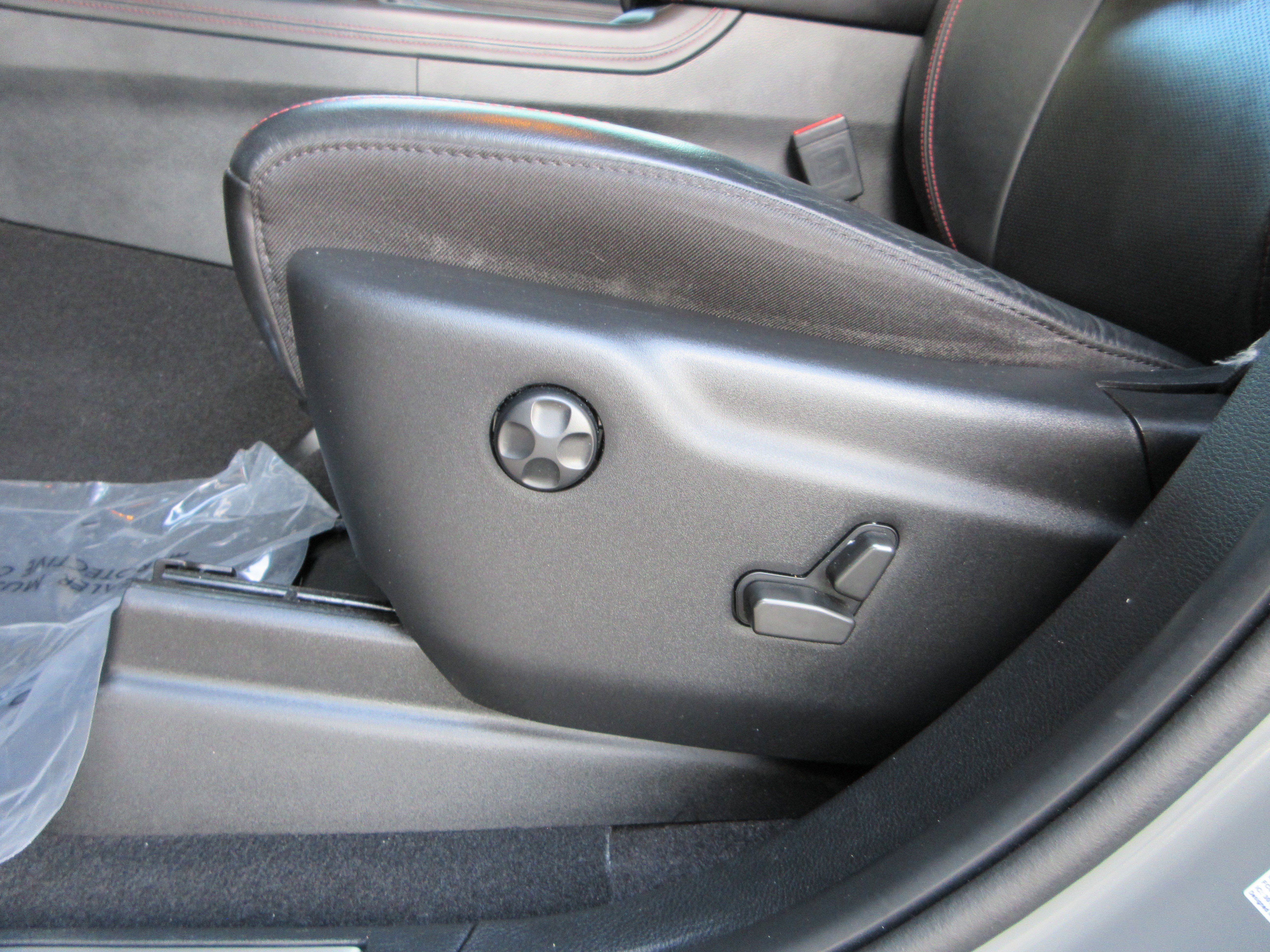Used 2022 Destroyer Gray Clearcoat Dodge R/T image 36
