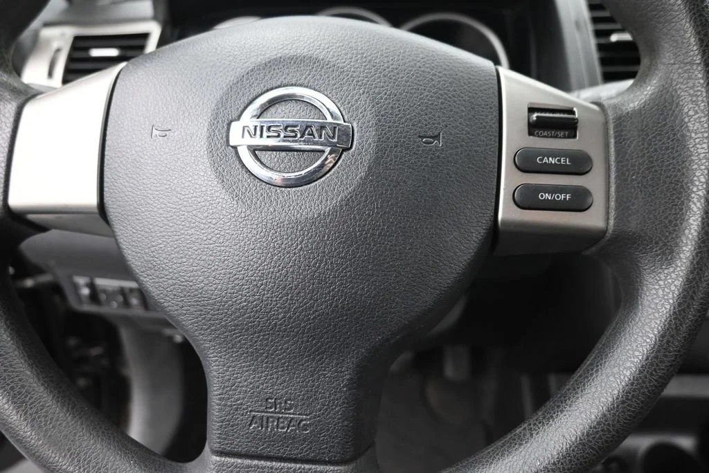 Used 2010 Black Nissan 1.8 S image 17