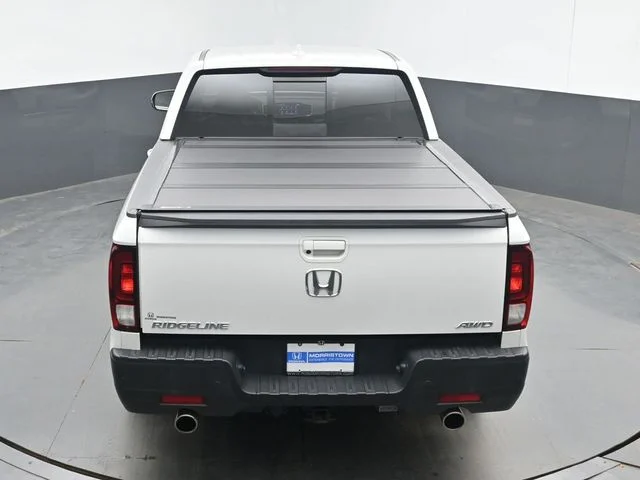 Used 2023 White Honda RTL-E image 37
