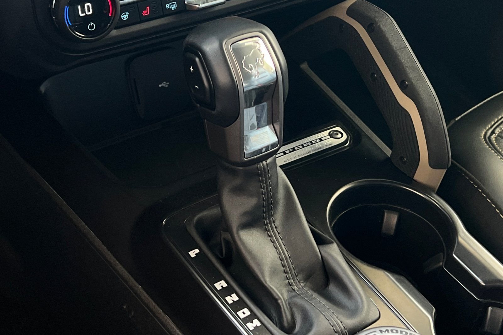 Used 2025 Gray Ford Badlands image 23