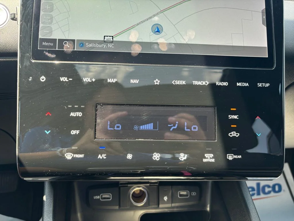 Used 2024 Black Hyundai NIGHT image 23