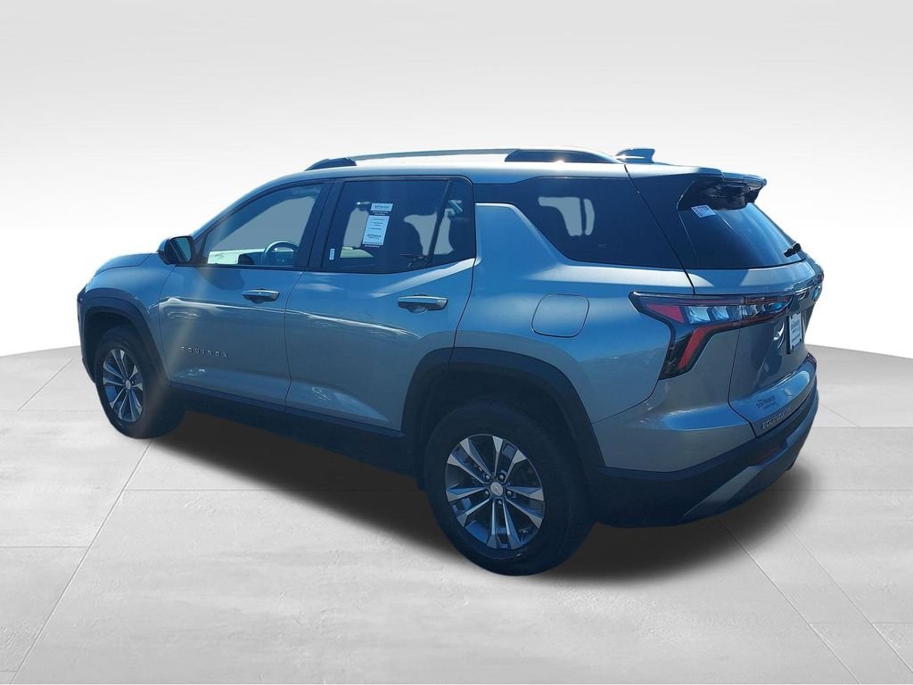 Used 2025 Gray Chevrolet LT image 3