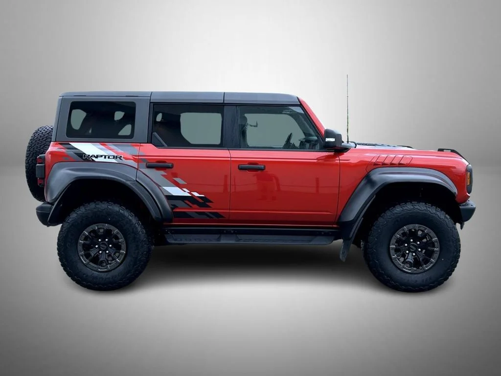 Used 2023 Red Ford Raptor image 4