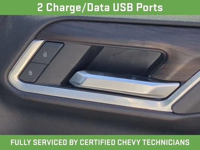 Used 2025 White GMC SLT image 45