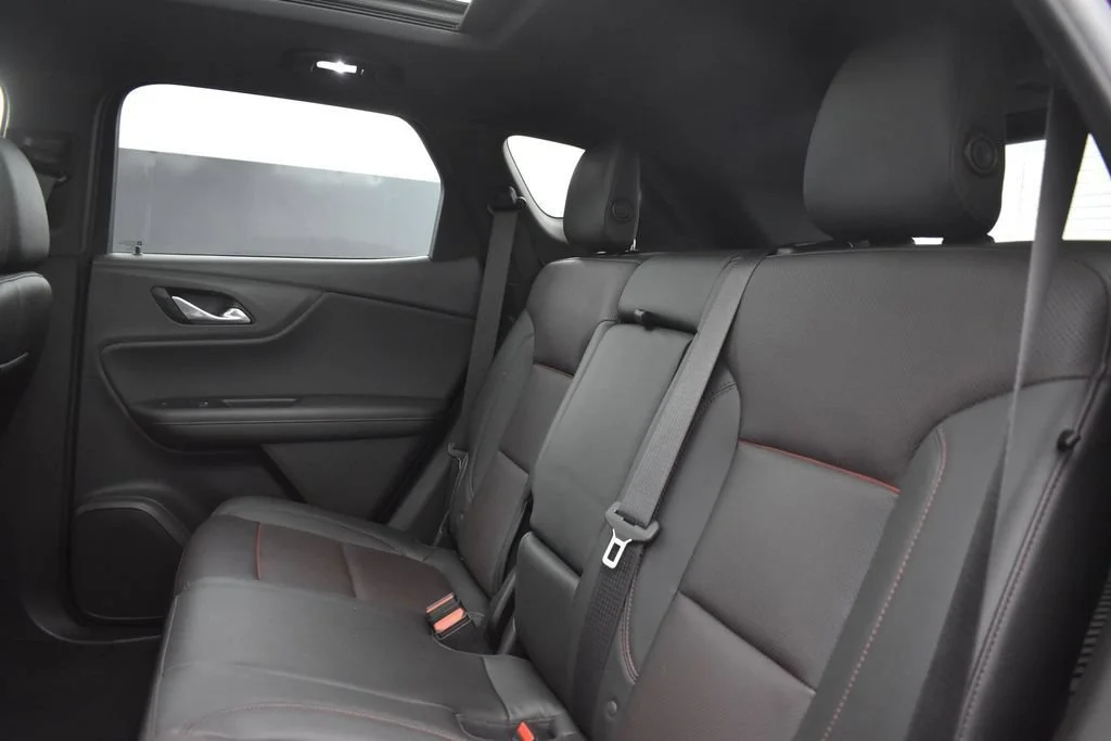 Used 2019 CAJUN RED TINTCOAT Chevrolet RS image 29