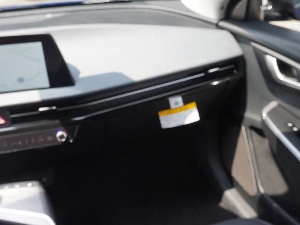 Used 2024 Blue Kia Wind image 33