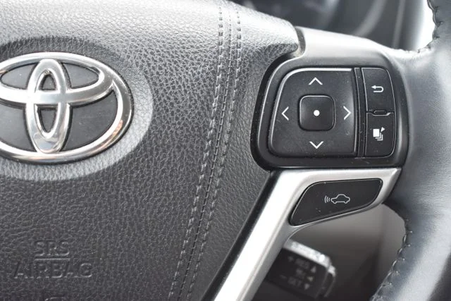 Used 2015 White Toyota Limited image 26