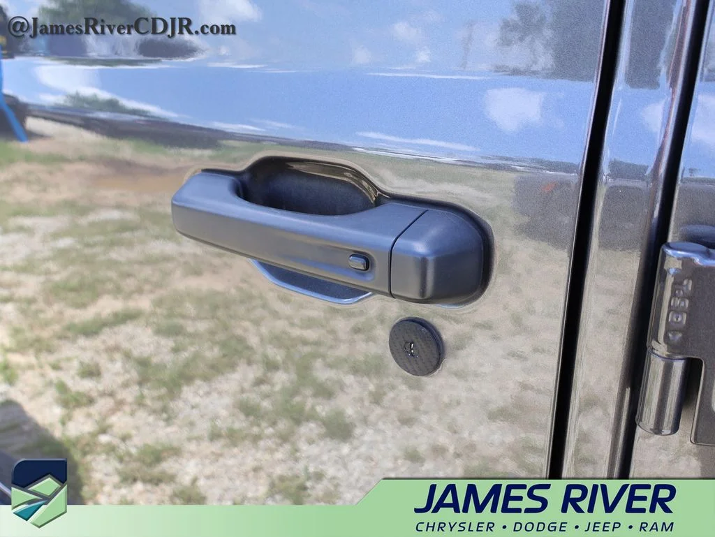 Used 2022 Gray Jeep Unlimited Rubicon 4xe image 19