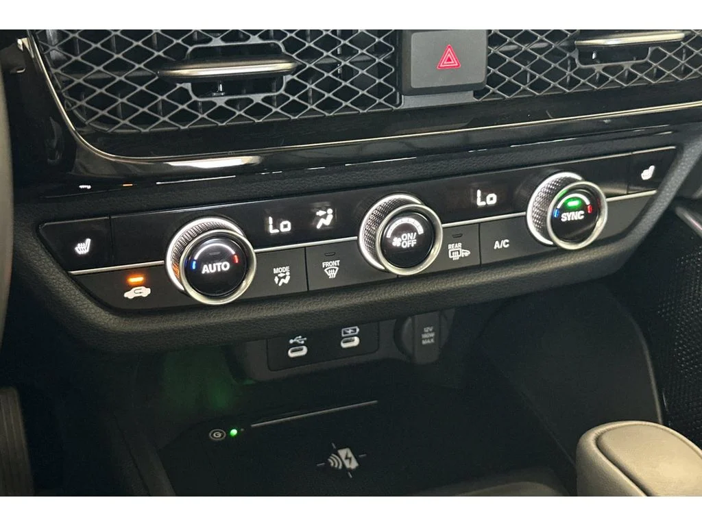 2025 Acura ADX Base - Photo 17