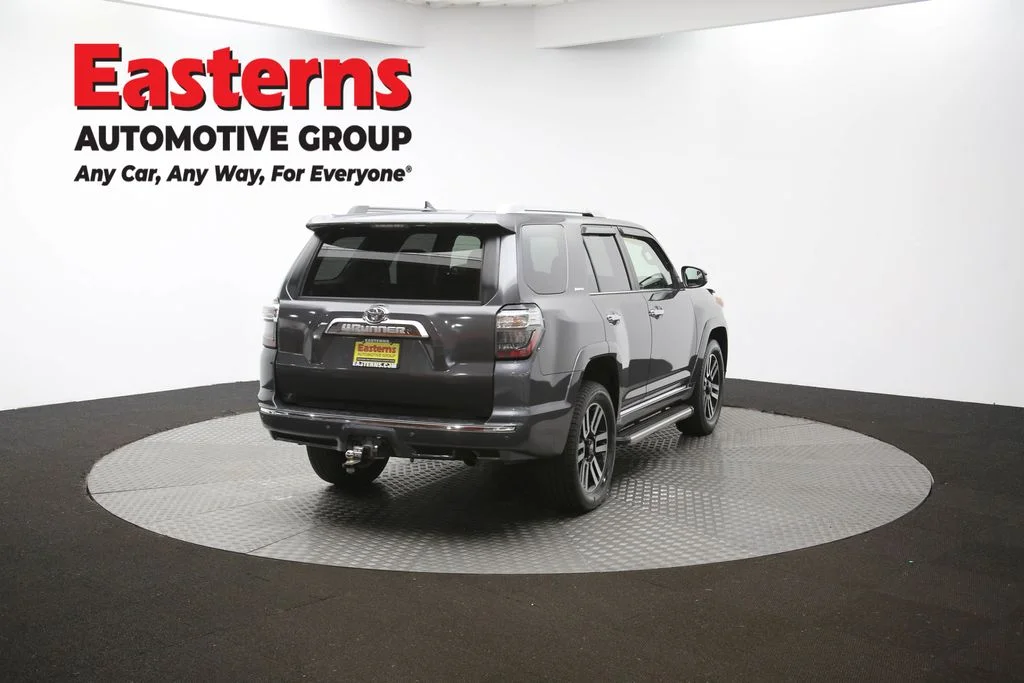 Used 2015 Gray Toyota Limited image 104