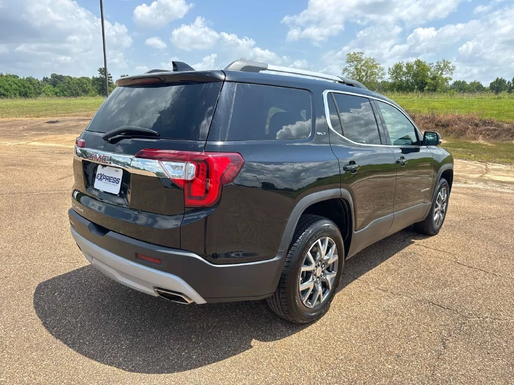 Used 2023 Black GMC SLT image 7
