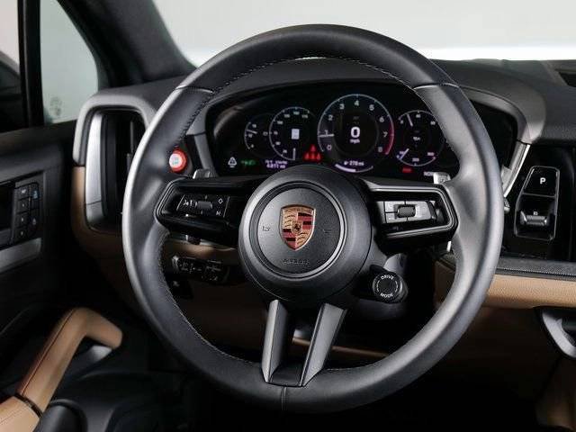 Certified Used 2026 Quartzite Grey Metallic Porsche  image 15